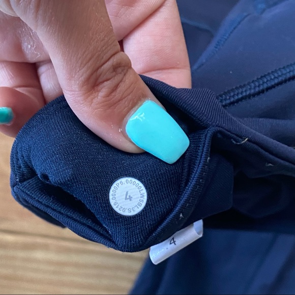 Lululemon all the right places tight with pockets - Picture 6 of 6